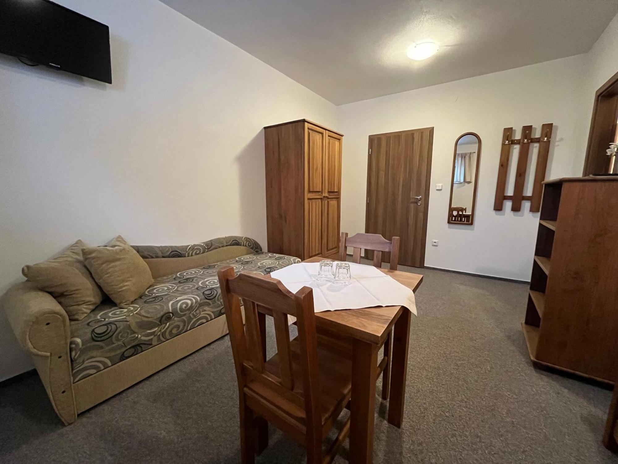 Na Planyrce Hotel Paseky nad Jizerou Eksteriør billede